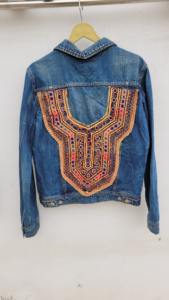 แจ็คเก็ตเดนิมปักลายสไตล์โบฮีเมียนวินเทจสำหรับเดินป่า ดีไซน์โบราณแบบโบฮีเมียน - Product Image 4