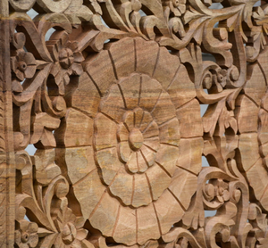 หัวเตียงไม้มะม่วงแกะสลักโบราณจากอินเดีย ทำด้วยมือ แข็งแรง ทนทาน ใช้ตกแต่งผนังบ้านได้ - Product Image 4