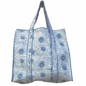 Sac fourre-tout Bohème durable et réutilisable en coton matelassé vert sarcelle à motifs floraux, idéal pour le quotidien, les courses et la plage – Vente en gros - Product Image 4