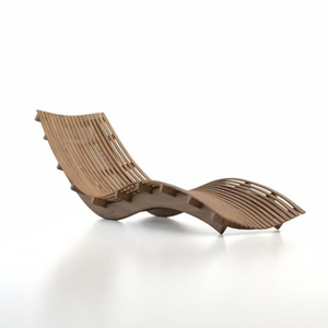 Chaise longue ergonomique en teck massif sculpté en forme de vague – Chaise longue d'extérieur à lattes profilées - Product Image 1