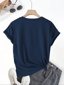 เสื้อยืดคอกลมสีพื้นสำหรับผู้หญิง ทรงปกติ ดีไซน์โลโก้รักษ์โลก เนื้อผ้าเบาสบาย เหมาะสำหรับฤดูใบไม้ผลิ/ฤดูร้อน สไตล์ลำลอง - Product Image 2