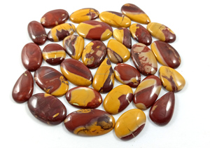 Lot en gros de cabochons en jaspe mookaïte naturel de formes variées, qualité supérieure, taille personnalisable pour pierres précieuses en vrac - Product Image 2