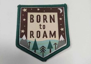 Badge logo personnalisé en PVC souple 3D éco-responsable fait main avec fermeture auto-agrippante pour vêtements, sacs, chapeaux et accessoires - Product Image 2