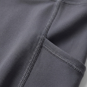 Shorts de compression pour femmes, sport pickleball, haute élasticité, coutures renforcées, taille élastique, poches latérales, respirant, séchage rapide, vêtements de sport - Product Image 3
