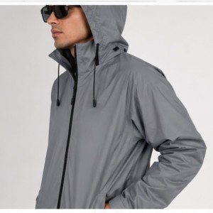Veste coupe-vent à capuche pour homme, grise, légère, zippée, décontractée, pour l'extérieur, saison automne, en polyester - Product Image 3
