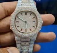Montre en diamant moissanite de style japonais au design unique pour hommes et femmes d'affaires, disponible à bas prix