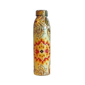Botella de agua de cobre en blanco esmaltado con diseño floral perfecta para uso en mesa y utensilios de cocina elegantes - Product Image 1