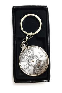 Colgante de Moneda con Calendario Perpetuo de Plata Vintage, Medallón Metálico Retro con Calculadora de Fechas, Amuleto para Collar, Accesorio Coleccionable de Regalo - Product Image 4
