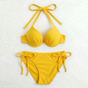 Traje de Baño de Dos Piezas para Mujer, Bikini Sexy de Color Sólido Premium, Top Triangular con Cuello Halter y Braguita de Cintura Baja - Product Image 3