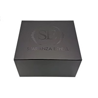 Dossier cadeau magnétique pliable personnalisé recyclable, finition brillante, carton ondulé certifié MSC pour vêtements, chaussettes, chapeaux en fourrure