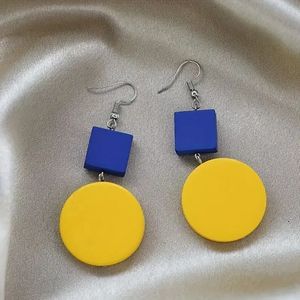 Boucles d'oreilles en résine faites à la main, bijoux fantaisie légers et colorés pour femmes et filles, idéales pour les fêtes, les mariages, les cadeaux ou l'usage quotidien - Product Image 6