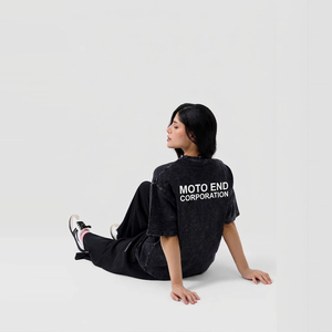 เสื้อยืดโอเวอร์ไซส์สีดำผ้าฝ้ายฟอกทรงโอเวอร์ไซส์ คอกลม แขนสั้น สไตล์ลำลอง สตรีทแวร์ พิมพ์ลายตัวอักษร ทรงพอดีตัว - Product Image 2