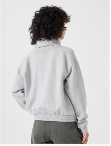 Últimos modelos de sudaderas con capucha personalizadas con estampado de temática de hermandad, estilo acid wash y stone washed, de manga larga. - Product Image 4