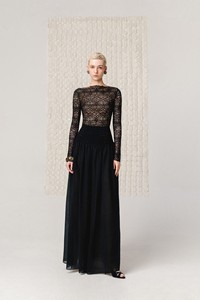 Nueva Llegada, Elegantes Blusas para Mujer, ODM, Mangas Largas, Encaje Negro, Hombros Descubiertos, Blusas y Camisas de Mujer de WhiteAnt - Product Image 6