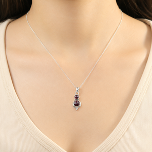 Pendentif Charme Fait Main en Argent Sterling 925 avec Double Grenat Rouge, Plaqué Or Rose et Or, Bijou Cadeau pour Femme - Product Image 2
