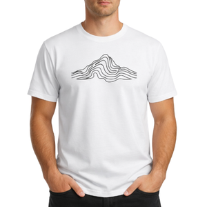 Camiseta Blanca de Algodón Premium al por Mayor |   Diseño de Montaña con Arte Lineal Impreso Personalizado |   Ropa Casual de Verano de Alta Calidad - Product Image 1