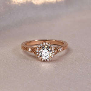 Bague de fiançailles en diamant naturel certifié GIA, design vintage en or 18 carats, fournisseur de bijoux en gros - Product Image 1