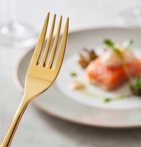 Ensemble de couverts ovales dorés avec manche fin, élégants en acier inoxydable, pour la salle à manger, la cuisine, les mariages, les fêtes et les restaurants. - Product Image 5