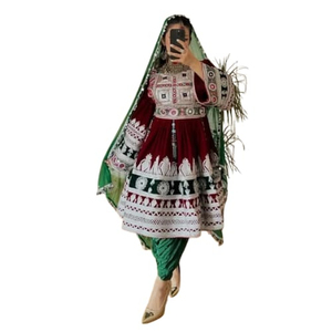 Robe afghane traditionnelle artisanale, longue, en tissu naturel, pour femmes, avec fermeture éclair, dentelle et décorations à boutons, robe Kuchi afghane. - Product Image 1