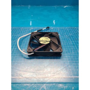 ADDA AD1224HB-A76GL 24V DC พัดลมระบายความร้อนแกนที่ใช้เป็นชิ้นส่วนอุปกรณ์เซมิคอนดักเตอร์รุ่นเก่า - Product Image 3
