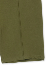 Pantalones Cortos Deportivos Grises Funcionales, Ideales para Entrenamientos, Uso Casual, Aventuras al Aire Libre y Entrenamiento en el Gimnasio - Product Image 4