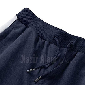 Survêtement pour homme en tissu haute performance avec design flexible, idéal pour les séances de sport, la course à pied et une utilisation quotidienne active. - Product Image 5