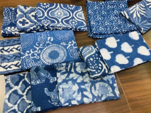 Serviettes carrées en coton bio 100% imprimées à la main, écologiques, lavées à la pierre, style rustique, pour mariage, fête, décoration intérieure, bleu indigo, bohème - Product Image 6