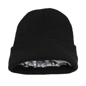 Gorros de Lana 100% Personalizados con Diseño Jacquard, Unisex, Hechos en Pakistán, Cálidos, Bordados, para Escuelas, Equipos, Marcas y Eventos - Product Image 1