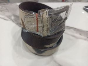 Ceinture de luxe en cuir à poils de vache pour hommes et femmes, avec boucle ardillon, ceintures en cuir à poils véritable sur mesure, ceintures habillées authentiques du Pakistan - Product Image 2