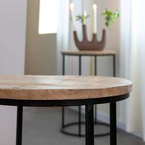 Mesa de centro apilable Vandana Aston Sereno en madera de mango - Product Image 3