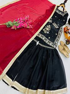 Conjunto de Salwar Kameez de Seda Elástica con Bordado Floral Negro para Mujer, Ropa India y Pakistaní para Fiestas y Bodas - Product Image 3