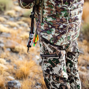 Veste OEM multi-poches entièrement personnalisable avec impression camouflage, veste de tir, veste de chasse imperméable et chaude pour l'extérieur - Product Image 4