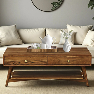 Table basse en bois de manguier de style moderne du milieu du siècle, avec deux tiroirs, de petits boutons en laiton et une étagère inférieure pratique. - Product Image 1