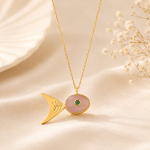 Collier tendance élégant pour femme, plaqué or 18 carats, avec pendentif poisson en pierres précieuses, haute qualité, best-seller - Product Image 3