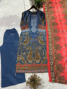 Ensemble imprimé ethnique Plazzo et Dupatta pour femme, prêt-à-porter, séchage rapide, style indien pakistanais, idéal pour les occasions décontractées et Diwali - Product Image 4