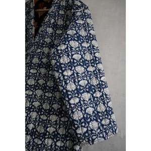 Chaqueta Acolchada de Algodón Kantha, Abrigo Largo Reversible Estilo Boho, Bata de Mujer, Abrigo Indio Hecho a Mano - Product Image 2