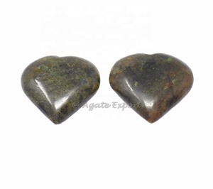 Corazones hinchados de hematita al por mayor para regalos de amor de cristal | Venta al por mayor de corazón de alta calidad | Corazón de cristal curativo de piedras preciosas - Product Image 2