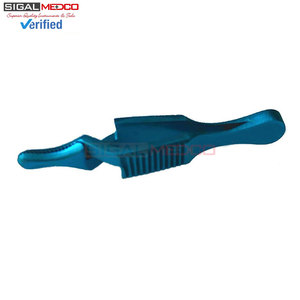 คีมจับเนื้อเยื่อแบบตรง ขนาด 3.5 นิ้ว ทำจากสแตนเลส สำหรับการผ่าตัดด้วยมือ ใช้ในทางการแพทย์และสัตวแพทย์ อุปกรณ์ทนทาน ได้รับมาตรฐาน CE - Product Image 2