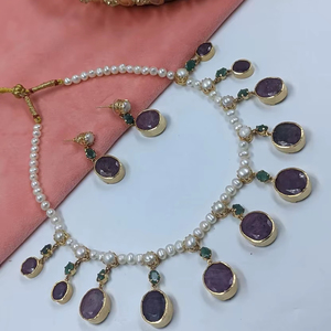 Parure de bijoux faite à la main en améthyste et perles, collier et boucles d'oreilles pendantes en or avec pierres précieuses violettes, cadeau traditionnel pour femme - Product Image 1
