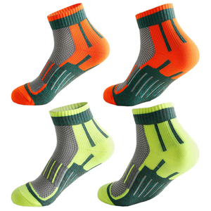 ถุงเท้ากีฬาผู้ชายสำหรับฤดูใบไม้ร่วง ระบายอากาศได้ดี กันลื่น เป็นมิตรกับสิ่งแวดล้อม เหมาะสำหรับกิจกรรมกลางแจ้ง - Product Image 6