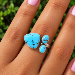 Anillo de Turquesa Azul Estilo Suroeste, Anillo con Gema, Diseño de Joyería Boho Occidental Hecho a Mano para Mujer - Product Image 4