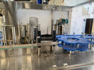 Máquina Etiquetadora Automática de Alta Eficiencia de 120 BPM para Botellas de Plástico, Envasado de Bebidas, Motor Eléctrico PLC, Caja de Cambios - Product Image 3