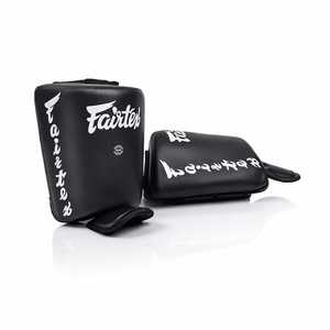 อุปกรณ์ป้องกันหน้าแข้งหนังแท้คุณภาพพรีเมียมสั่งทำพิเศษสำหรับนักต่อสู้มืออาชีพ คิกบ็อกซิ่ง MMA ศิลปะการต่อสู้ - Product Image 3