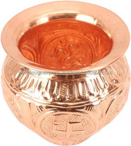 ภาชนะทองแดงสำหรับพิธีกรรม (พูจา กาลาช โลต้า) ลายออมและสวาสติก แกะสลักด้วยมือ เป็นมิตรกับสิ่งแวดล้อม เหมาะสำหรับใช้ในพิธีกรรมทางศาสนาและตกแต่งบ้าน - Product Image 4