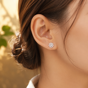 Boucles d'oreilles clous en moissanite motif fleur, serties de diamants taille baguette, bijoux d'oreille pour cadeau d'anniversaire pour elle - Product Image 6
