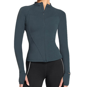 Veste de sport pour femme avec fermeture éclair et tissu doux, idéale pour la gym et les activités de plein air, avec logo imprimé et couleur unie - Product Image 1
