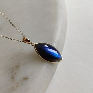 Pendentif en or 14 carats avec labradorite naturelle taille marquise 11x21MM, pendentif en pierre précieuse labradorite, bijoux en or fin pour femmes, vente en gros - Product Image 6