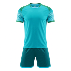 Ensemble maillot et short de football personnalisés de haute qualité, imprimés, 100 % polyester, séchage rapide, respirant, service OEM, prix de gros - Product Image 5