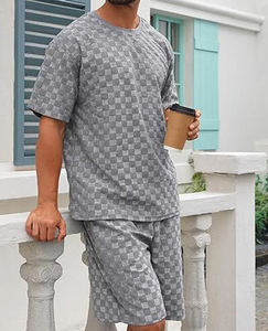 Ensemble décontracté deux pièces en coton pour homme – Tenue d'été respirante style streetwear avec t-shirt et short à séchage rapide – Personnalisable - Product Image 6