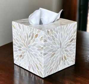 Caja de pañuelos cuadrada hecha a mano con incrustaciones de hueso, diseño tradicional indio artesanal y ecológico para decoración de sala de estar u oficina. - Product Image 6